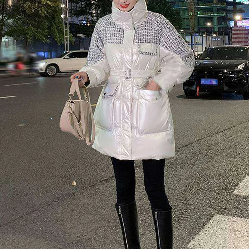 Women's Winter Patchwork Coats with Large Pockets and Belts Mid-length Down Padded Jackets Female Plaid Stitching Thick Jacket
Women's Winter Patchwork Coats with Large Pockets and Belts Mid-length Down Padded Jackets Female Plaid Stitching Thick Jacket