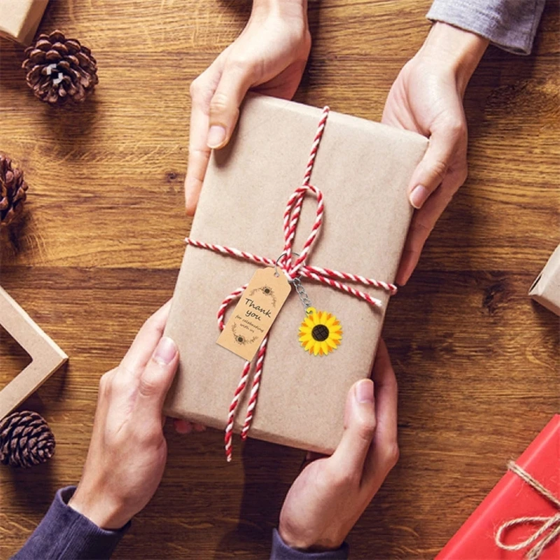 20 Sets Keychains Organza Bags Thank You Kraft Tags Sunflower Party Favor Gift
20 Sets Keychains Organza Bags Thank You Kraft Tags Sunflower Party Favor Gift