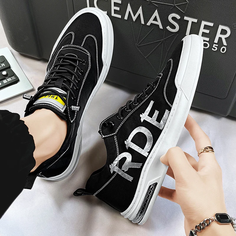 2022 New Casual Canvas Sneaker Spring Trend Fashion Flat Lace Breathable Men Shoes Street Skateboard Fashion Casual Simple Shoes
2022 New Casual Canvas Sneaker Spring Trend Fashion Flat Lace Breathable Men Shoes Street Skateboard Fashion Casual Simple Shoes