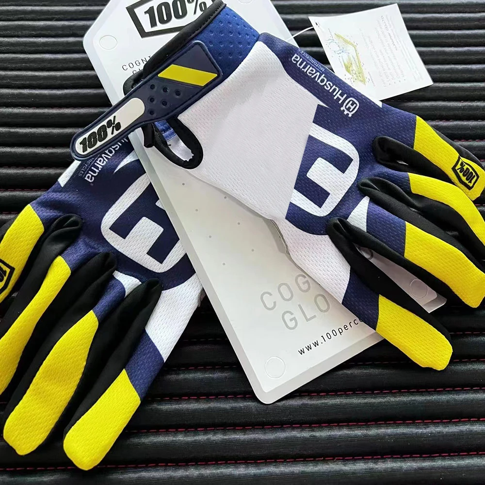 Перчатки для мотокросса для мужчин и женщин, дышащие митенки с закрытыми пальцами, для спорта на открытом воздухе, езды на кроссовом велосипеде
Перчатки для мотокросса для мужчин и женщин, дышащие митенки с закрытыми пальцами, для спорта на открытом воздухе, езды на кроссовом велосипеде