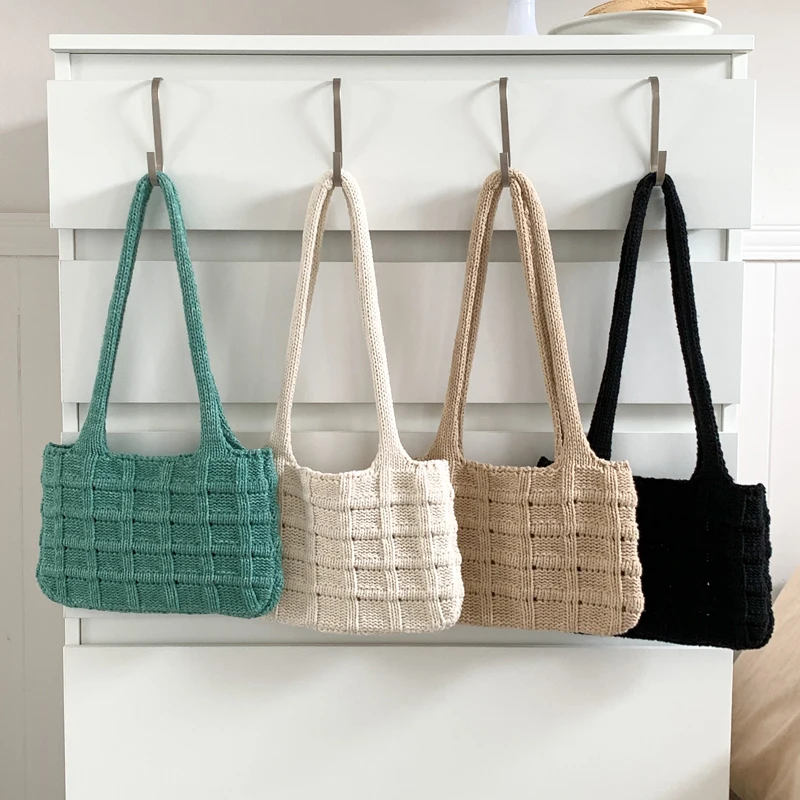 2022 New Winter Knitted Women's Bags Small Ladies Handbags Cotton Tote Bag Korean Woven Check Women Shoulder Bag Whole Sale
2022 New Winter Knitted Women's Bags Small Ladies Handbags Cotton Tote Bag Korean Woven Check Women Shoulder Bag Whole Sale