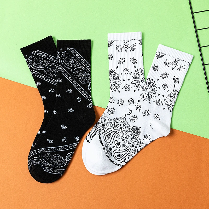2022 New Fashion Men Women Socks Cotton Color Striped Harajuku Art Skateboard Cute Funny Happy Original Girls Hip Hop Tube Socks
2022 New Fashion Men Women Socks Cotton Color Striped Harajuku Art Skateboard Cute Funny Happy Original Girls Hip Hop Tube Socks