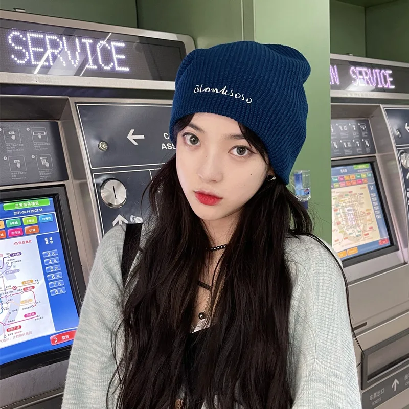Casual Beanies For Men Women Warm Knitted Winter Hat Fashion Solid Hip-hop Beanie Hat Unisex Cap 
Casual Beanies For Men Women Warm Knitted Winter Hat Fashion Solid Hip-hop Beanie Hat Unisex Cap