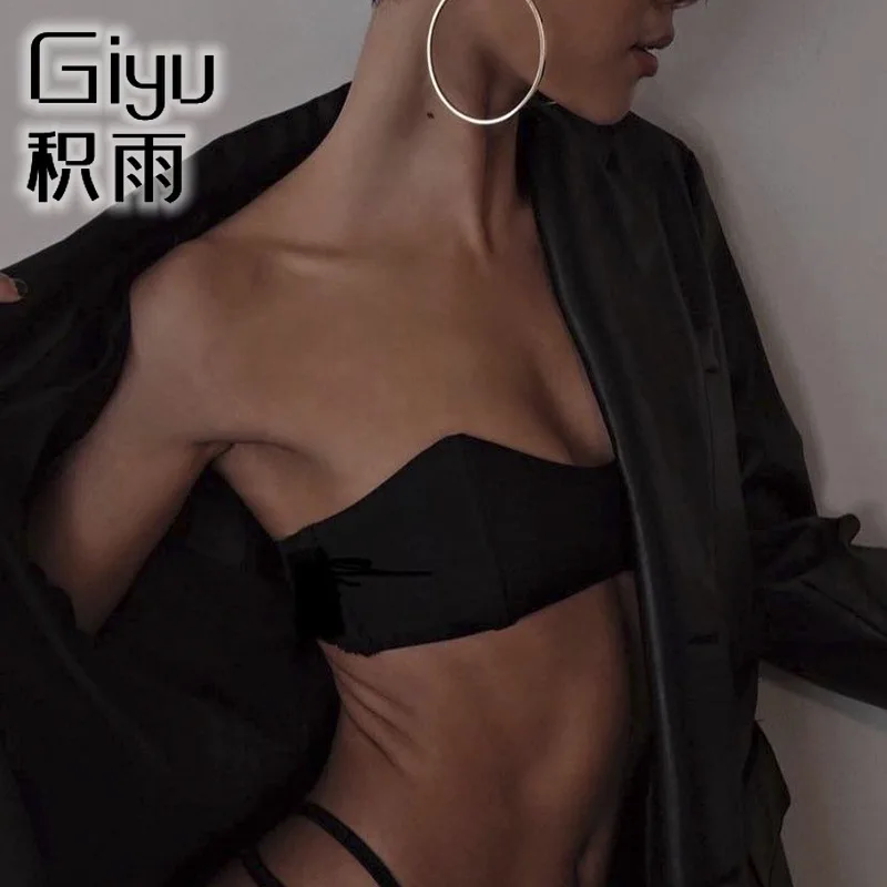 2022 summer new bra invisible non slip breast wrapping traceless bra girl traceless back new bra strapless backless
2022 summer new bra invisible non slip breast wrapping traceless bra girl traceless back new bra strapless backless