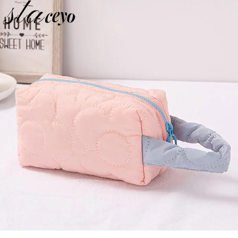 Ins New Cosmetic Bags Portable Women Fashion Large Capacity Cotton Makeup Storage Bag Beauty Case For Girls
Ins New Cosmetic Bags Portable Women Fashion Large Capacity Cotton Makeup Storage Bag Beauty Case For Girls