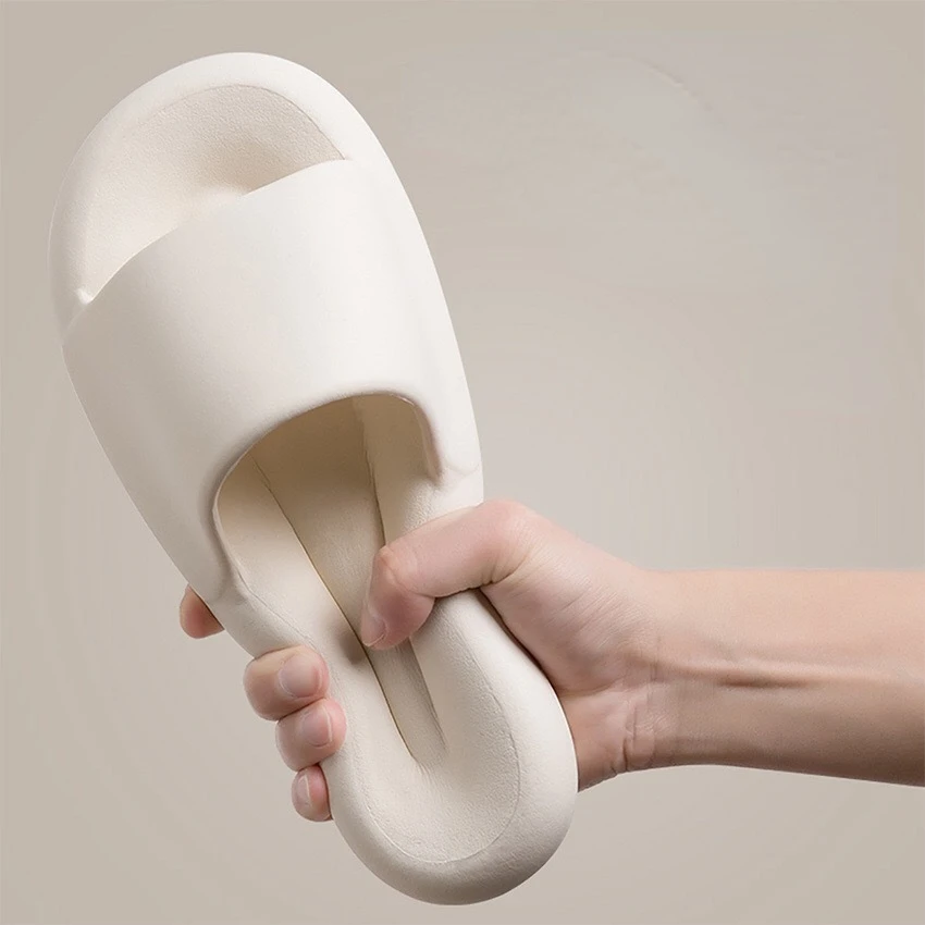 2023Cloud Soft EVA Slippers Couple Home Outdoor Slipper Summer Beach Unisex Bedroom Shoes Ladies Flip Flops Thick Bottom Sandals 
2023Cloud Soft EVA Slippers Couple Home Outdoor Slipper Summer Beach Unisex Bedroom Shoes Ladies Flip Flops Thick Bottom Sandals