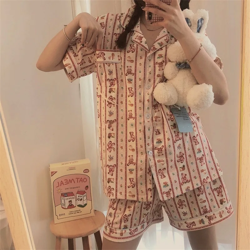 Summer New Daily Casual Leisure Two Piece Suit Women Short Sleeve Comfortable Loungewear Loose Simple Nightclothes Pajamas Set
Summer New Daily Casual Leisure Two Piece Suit Women Short Sleeve Comfortable Loungewear Loose Simple Nightclothes Pajamas Set