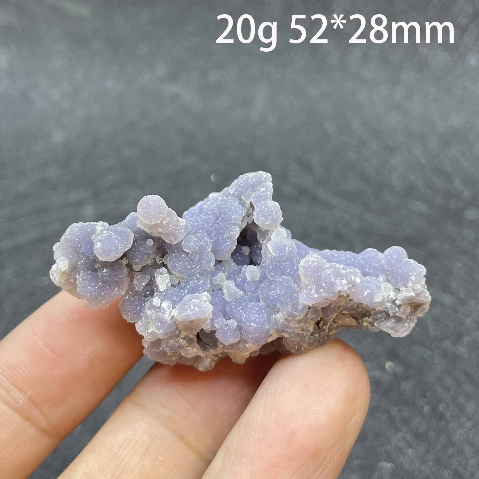 Необработанный кристалл виноградного агата
Необработанный кристалл виноградного агата