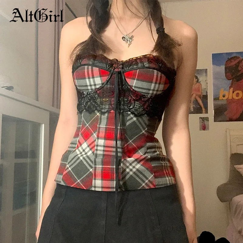 Женская клетчатая майка AltGirl, уличная одежда в стиле Харадзюку, темная Готическая эстетичная Кружевная футболка в стиле пэчворк, топы в стил...
Женская клетчатая майка AltGirl, уличная одежда в стиле Харадзюку, темная Готическая эстетичная Кружевная футболка в стиле пэчворк, топы в стил...