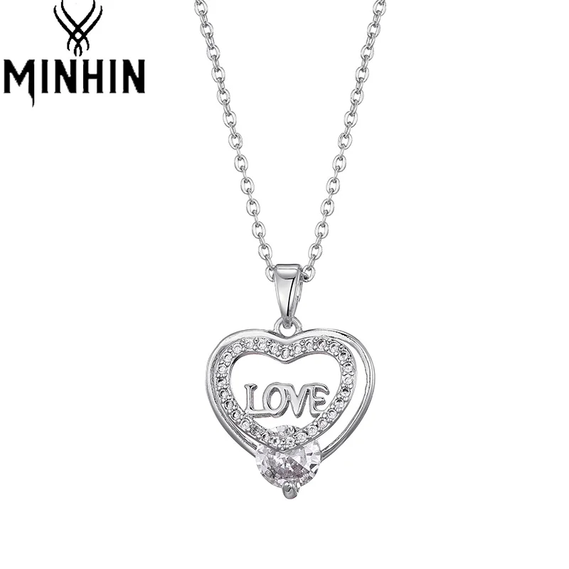 MINHIN Heart Love Necklaces for Women Couple Valentine's Day Fashion Jewelry Stainless Steel Silver Color Diamond Pendant Chain
MINHIN Heart Love Necklaces for Women Couple Valentine's Day Fashion Jewelry Stainless Steel Silver Color Diamond Pendant Chain
