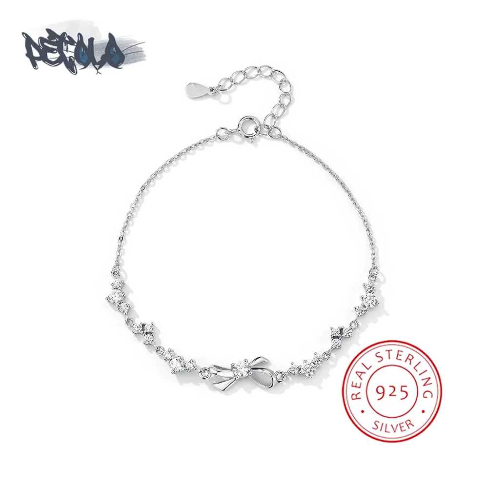 Stylish S999 Sterling Silver Women's Bracelet Creative Butterfly Shape Women's Zircon Bracelet Sparkly Jewelry Party Accessories
Stylish S999 Sterling Silver Women's Bracelet Creative Butterfly Shape Women's Zircon Bracelet Sparkly Jewelry Party Accessories