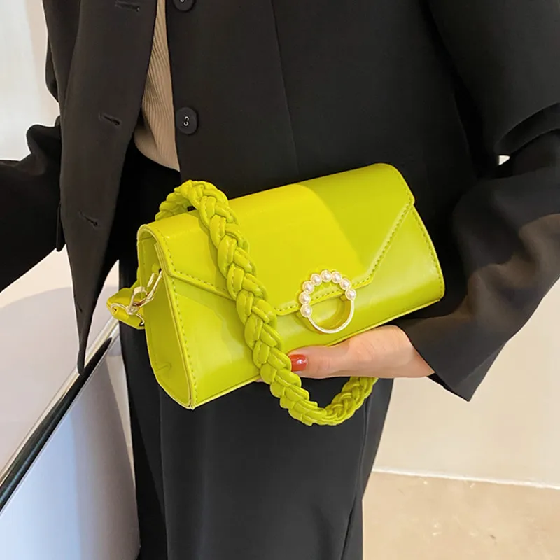 Designer Small Flap Shoulder Bags for Women Luxury Pu Leather Messenger Handbag Female Hot Sale Solid Color Square Crossbody Bag
Designer Small Flap Shoulder Bags for Women Luxury Pu Leather Messenger Handbag Female Hot Sale Solid Color Square Crossbody Bag