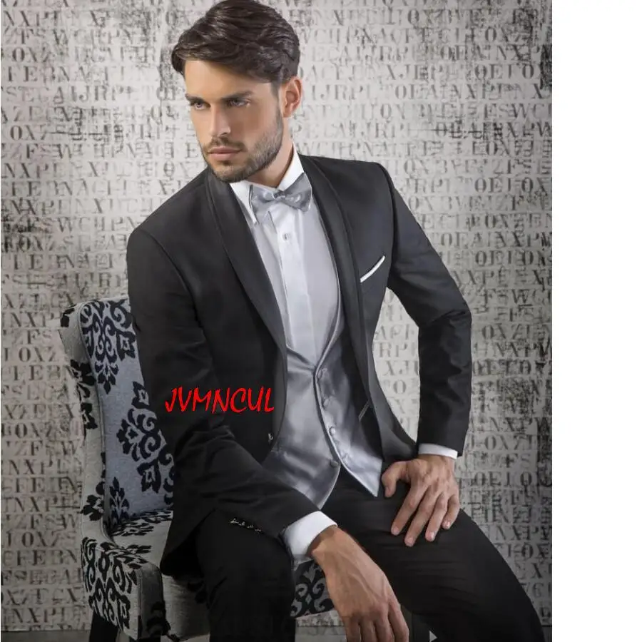 Hot Sell Men Suits Black Groom Tuxedos Shawl Lapel Best Men Wedding Christmas Prom Dinner Blazer Trousers(Jacket+Pants+Vest+Tie)
Hot Sell Men Suits Black Groom Tuxedos Shawl Lapel Best Men Wedding Christmas Prom Dinner Blazer Trousers(Jacket+Pants+Vest+Tie)