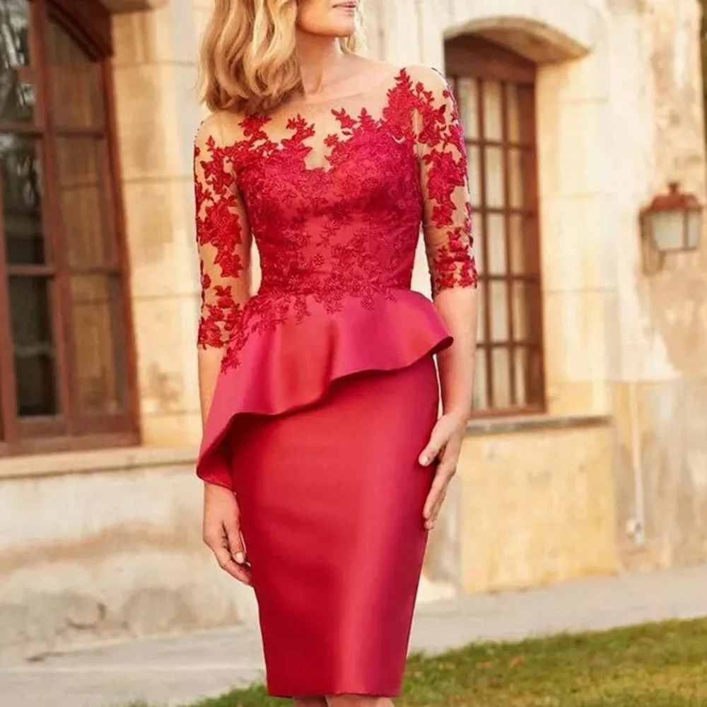 New Gorgeous Red Short Lace Mother of the Bride Dresses with 3/4 Sleeves Illusion Neck Wedding Party Dresses Knee Length
New Gorgeous Red Short Lace Mother of the Bride Dresses with 3/4 Sleeves Illusion Neck Wedding Party Dresses Knee Length
