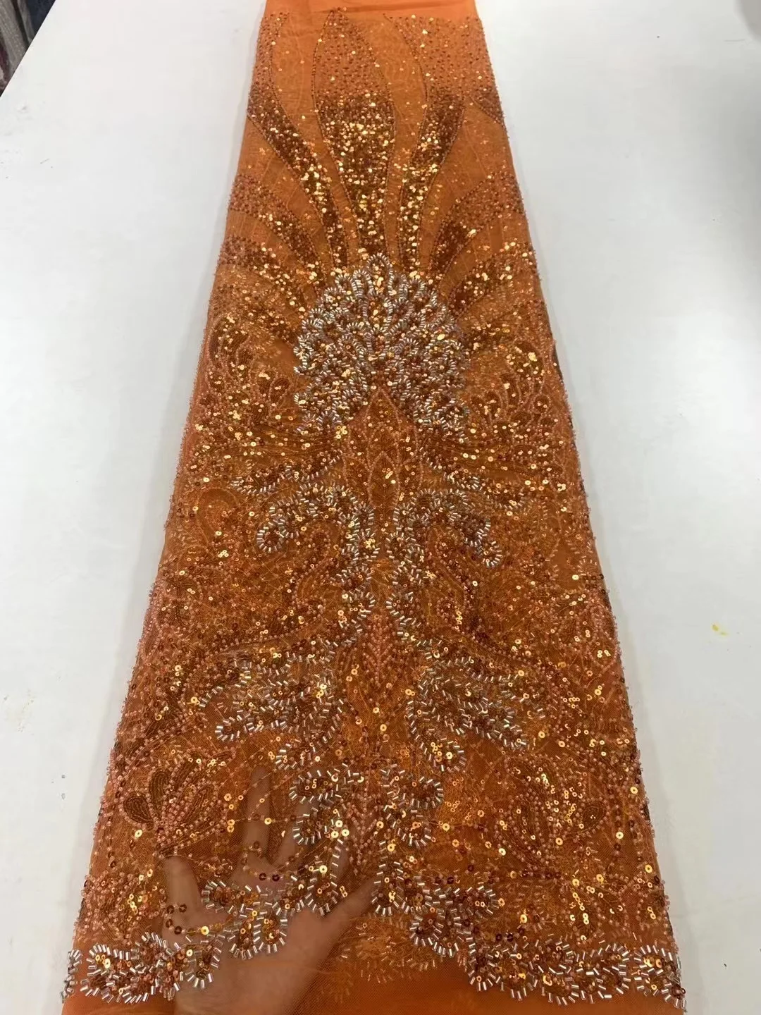 Luxurious Sequence Lace Fabrics Nigeria Mesh Lace Embroidery African Lace Fabric With Sequins Beaded Material For WeddingPL320-4
Luxurious Sequence Lace Fabrics Nigeria Mesh Lace Embroidery African Lace Fabric With Sequins Beaded Material For WeddingPL320-4