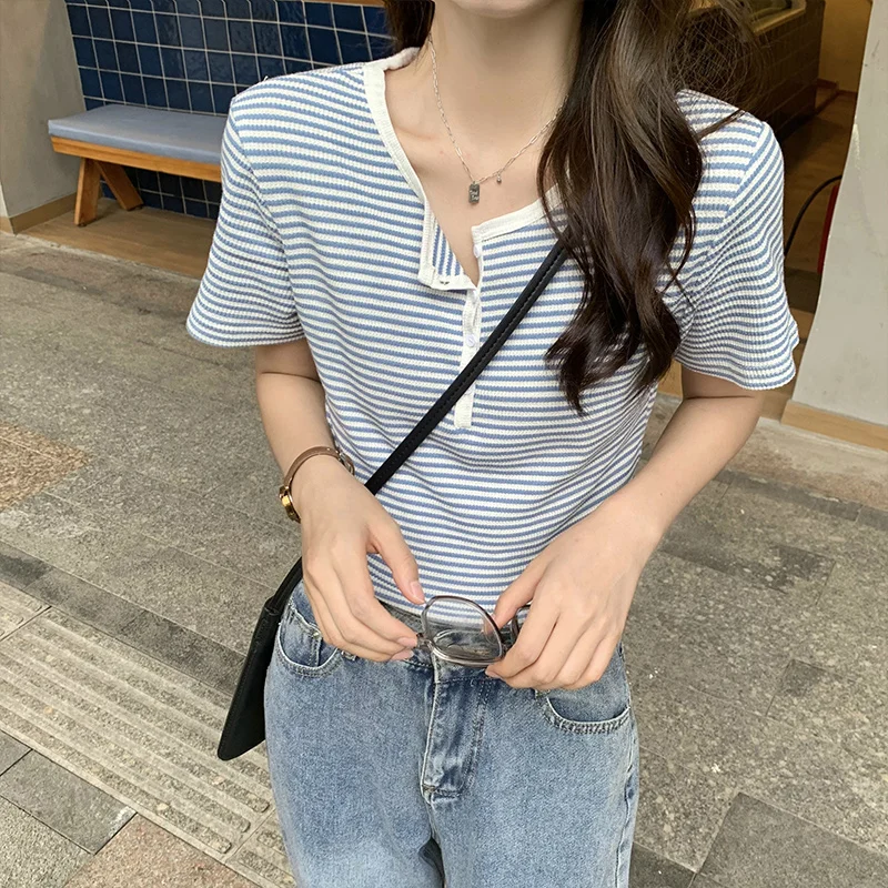 Women's Blue Stripe Short Sleeve T-shirt Summer New Basic Match Contrast Color Design Round Neck Female Black Tee
Women's Blue Stripe Short Sleeve T-shirt Summer New Basic Match Contrast Color Design Round Neck Female Black Tee