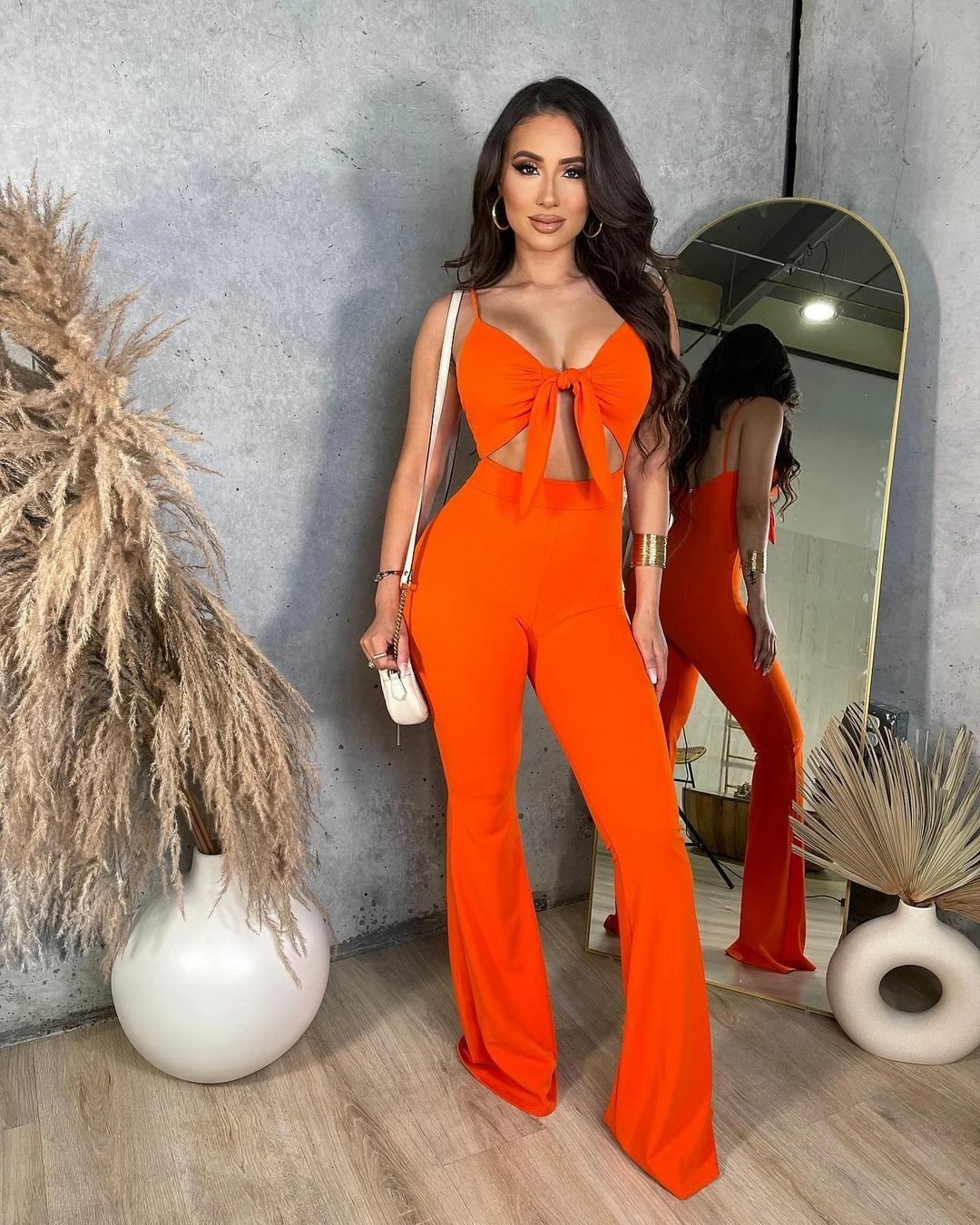 Back Zipper Flared Rompers Hollow Out Womens Jumpsuit Solid Casual One Piece Outfits Sleeveless Chest Strap Lace Up Jumpsuits
Back Zipper Flared Rompers Hollow Out Womens Jumpsuit Solid Casual One Piece Outfits Sleeveless Chest Strap Lace Up Jumpsuits
