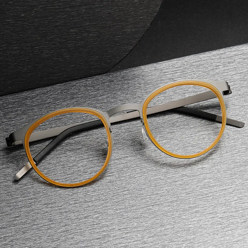 2023 Vintage Screwless Titanium Ultralight Optical Eyewear Unique Prescription Reading Glasses For Men Optical Eyeglass Frames
2023 Vintage Screwless Titanium Ultralight Optical Eyewear Unique Prescription Reading Glasses For Men Optical Eyeglass Frames