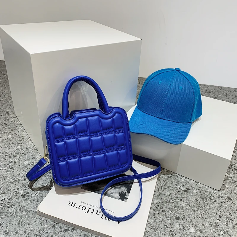 Women Hat and Shoulder Bags Fashion Purses and Handbags Luxury Crossbody Bag for Women Satchel Cute Square Bag New Clutch Bag
Women Hat and Shoulder Bags Fashion Purses and Handbags Luxury Crossbody Bag for Women Satchel Cute Square Bag New Clutch Bag