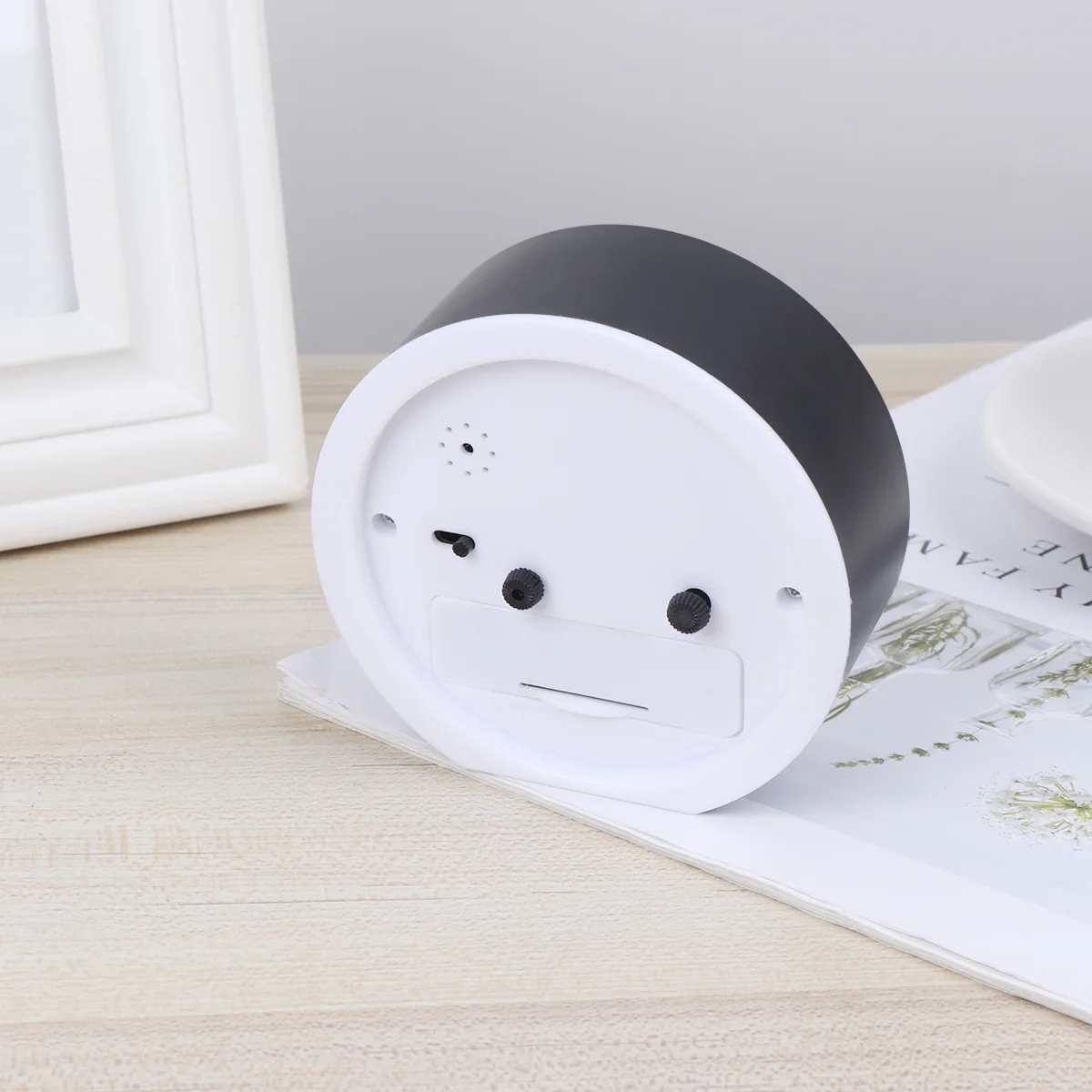 Clock Alarm Desktop Ring Round Hangable Bell Hatch Travel Bedroom Sleepers Heavy Loud Night Light Silent Wall Hanging Morning
Clock Alarm Desktop Ring Round Hangable Bell Hatch Travel Bedroom Sleepers Heavy Loud Night Light Silent Wall Hanging Morning
