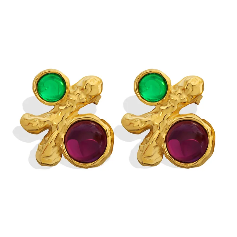 European and American Retro Style Fashion Red Emeralds Inlaid Earrings High-grade Titanium Steel Plated 18K Gold Jewelry
European and American Retro Style Fashion Red Emeralds Inlaid Earrings High-grade Titanium Steel Plated 18K Gold Jewelry