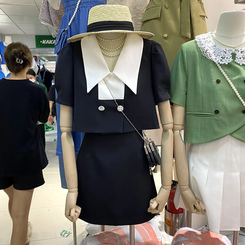 Women Elegant Short Sleeve Shirt And Mini Skirts Suit Female Fashion Single Breasted Coat And A Line Skirt Two Piece Set
Women Elegant Short Sleeve Shirt And Mini Skirts Suit Female Fashion Single Breasted Coat And A Line Skirt Two Piece Set