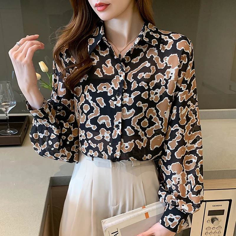 Leopard Print Shirt Women's Spring Long Lantern Sleeve Top Ladies Long-sleeved Fashion Sunscreen Thin Summer Camisas Mujer 2022
Leopard Print Shirt Women's Spring Long Lantern Sleeve Top Ladies Long-sleeved Fashion Sunscreen Thin Summer Camisas Mujer 2022