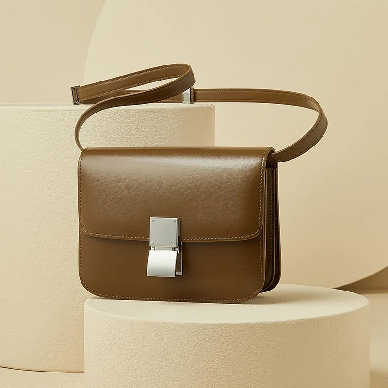 Luxury New Arrival Women's Leather Shoulder Bag High-end, Fashionable, and Minimalist Tofu Bag with Versatile Crossbody Optio
Luxury New Arrival Women's Leather Shoulder Bag High-end, Fashionable, and Minimalist Tofu Bag with Versatile Crossbody Optio
