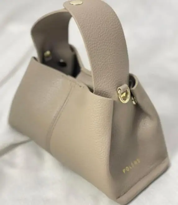 polene Women's Leather Sheepski Brandn Bags 2022 Hot Small Mobile Phone Bag Fashion Genuine Leather Dumplings Shoulder Bag
polene Women's Leather Sheepski Brandn Bags 2022 Hot Small Mobile Phone Bag Fashion Genuine Leather Dumplings Shoulder Bag