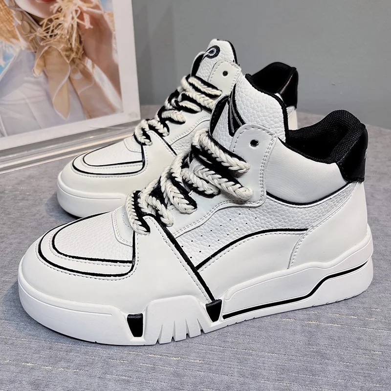 High top shoes women's ins fashion 2022 autumn and winter new leather flat soled shoes thick soled sports small white shoes
High top shoes women's ins fashion 2022 autumn and winter new leather flat soled shoes thick soled sports small white shoes