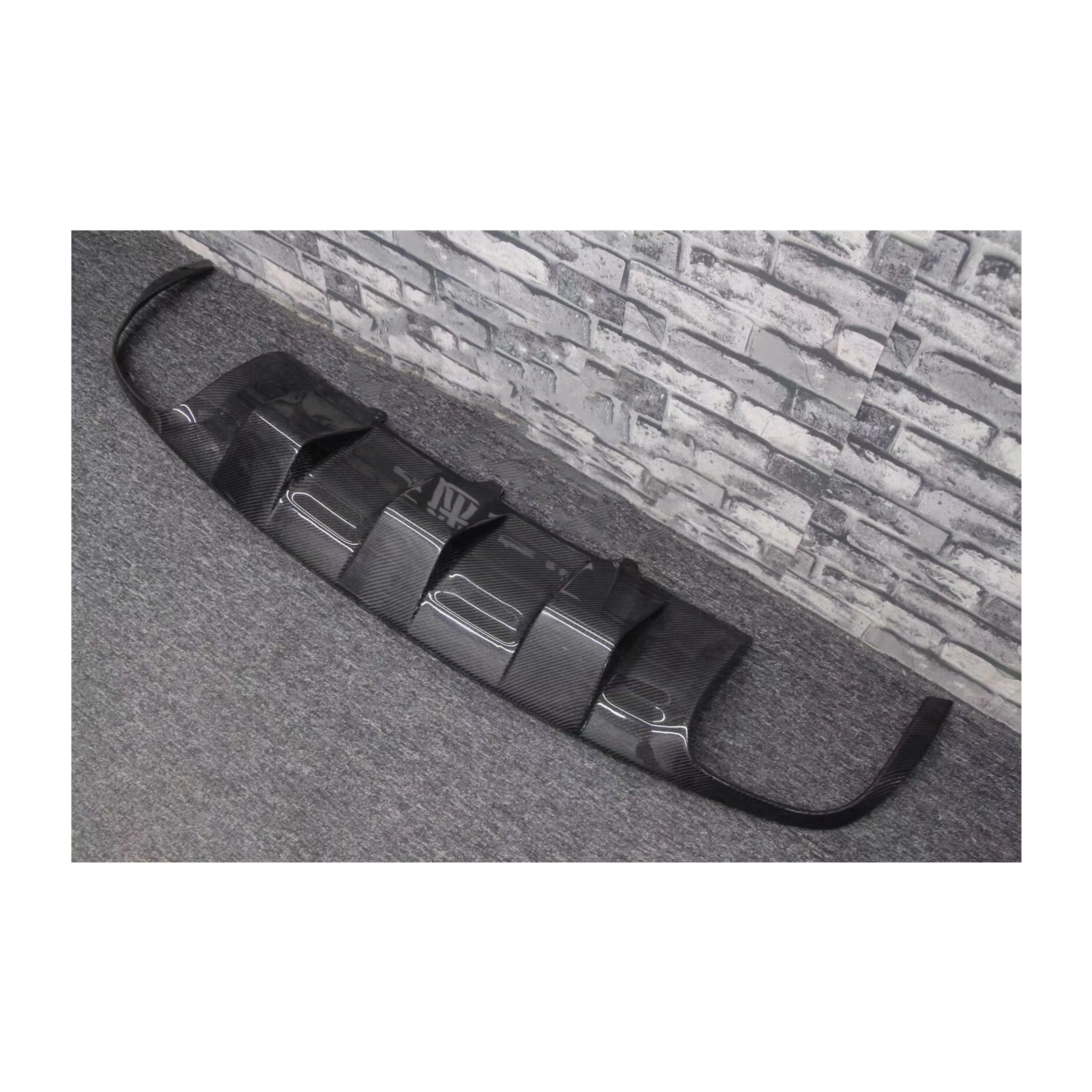 A4 S4 RS4 Allroad B8 B8.5 Travel Version Four Out Rear Diffuser Carbon Fiber Rear Diffuser for A4 RS4 Allroad B8 B8.5
A4 S4 RS4 Allroad B8 B8.5 Travel Version Four Out Rear Diffuser Carbon Fiber Rear Diffuser for A4 RS4 Allroad B8 B8.5