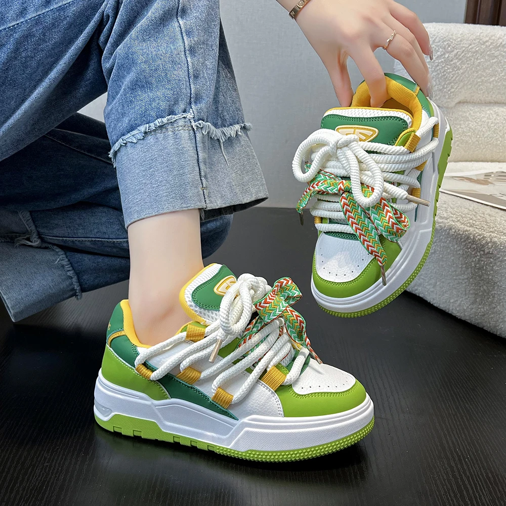New Woman Vulcanized Shoes Casual Sneakers Women Lace Up Flat Shoes Sports Ladies Spring Autumn Sneakers Platform Shoes
New Woman Vulcanized Shoes Casual Sneakers Women Lace Up Flat Shoes Sports Ladies Spring Autumn Sneakers Platform Shoes