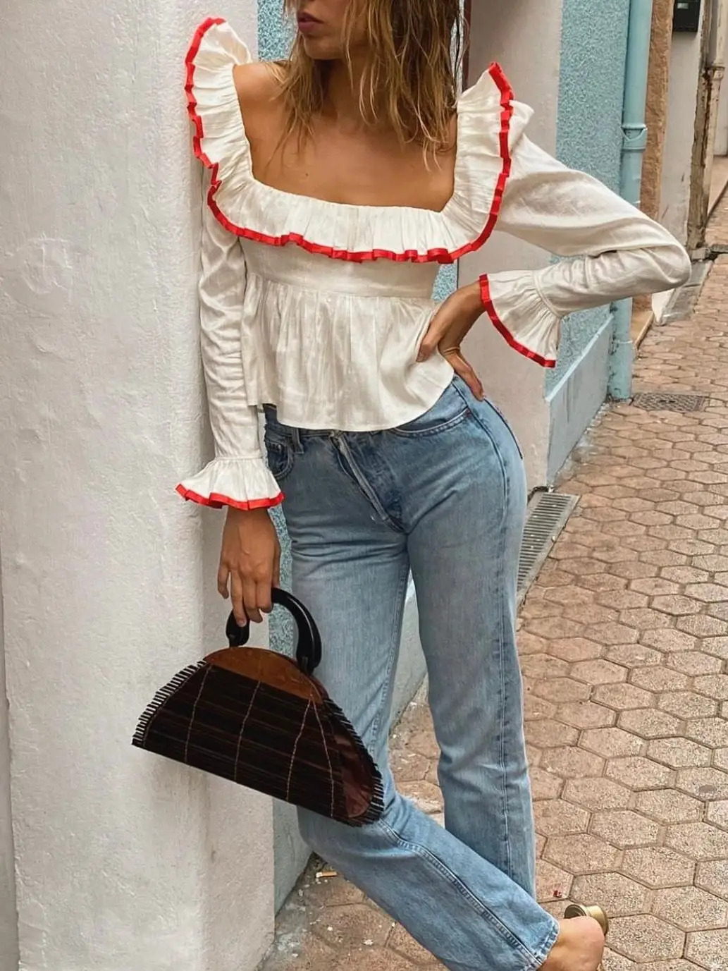 A.D.EAST-Autumn new fashionable small pure and fresh and falbala collar horn sleeve shirts with French women-N30X905260
A.D.EAST-Autumn new fashionable small pure and fresh and falbala collar horn sleeve shirts with French women-N30X905260