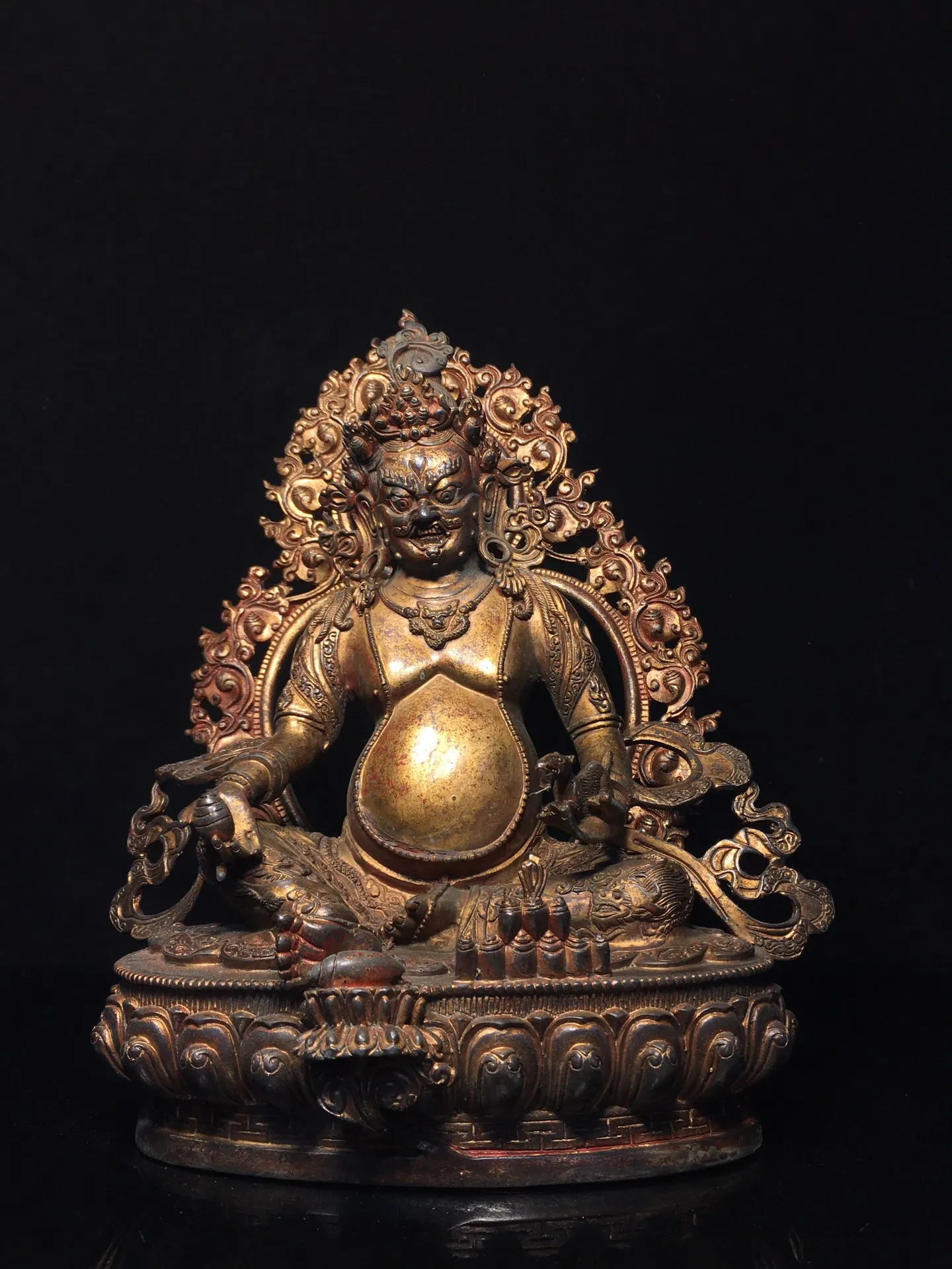 12"Tibet Temple Collection Old Bronze Cinnabar Gilding Yellow Jambhala Backlight Lotus Platform Worship Hall Town house
12"Tibet Temple Collection Old Bronze Cinnabar Gilding Yellow Jambhala Backlight Lotus Platform Worship Hall Town house