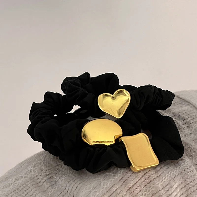 Black Fabric High-Grade Hair Rope Simple Hairband for Tying up Hair French Gold Alloy Love Square Headdress Elastic Hair Bands
Black Fabric High-Grade Hair Rope Simple Hairband for Tying up Hair French Gold Alloy Love Square Headdress Elastic Hair Bands