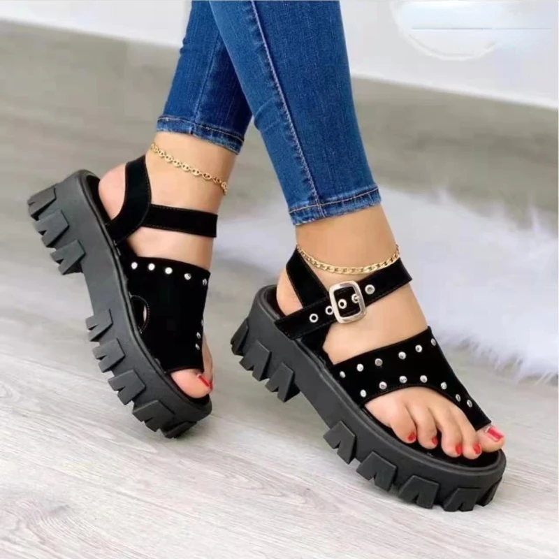 Summer Sandals Women's 2022 New Thick-soled Sandals Sports Wind Middle-heeled Temperament College Wind Roman Fashion Sandals
Summer Sandals Women's 2022 New Thick-soled Sandals Sports Wind Middle-heeled Temperament College Wind Roman Fashion Sandals