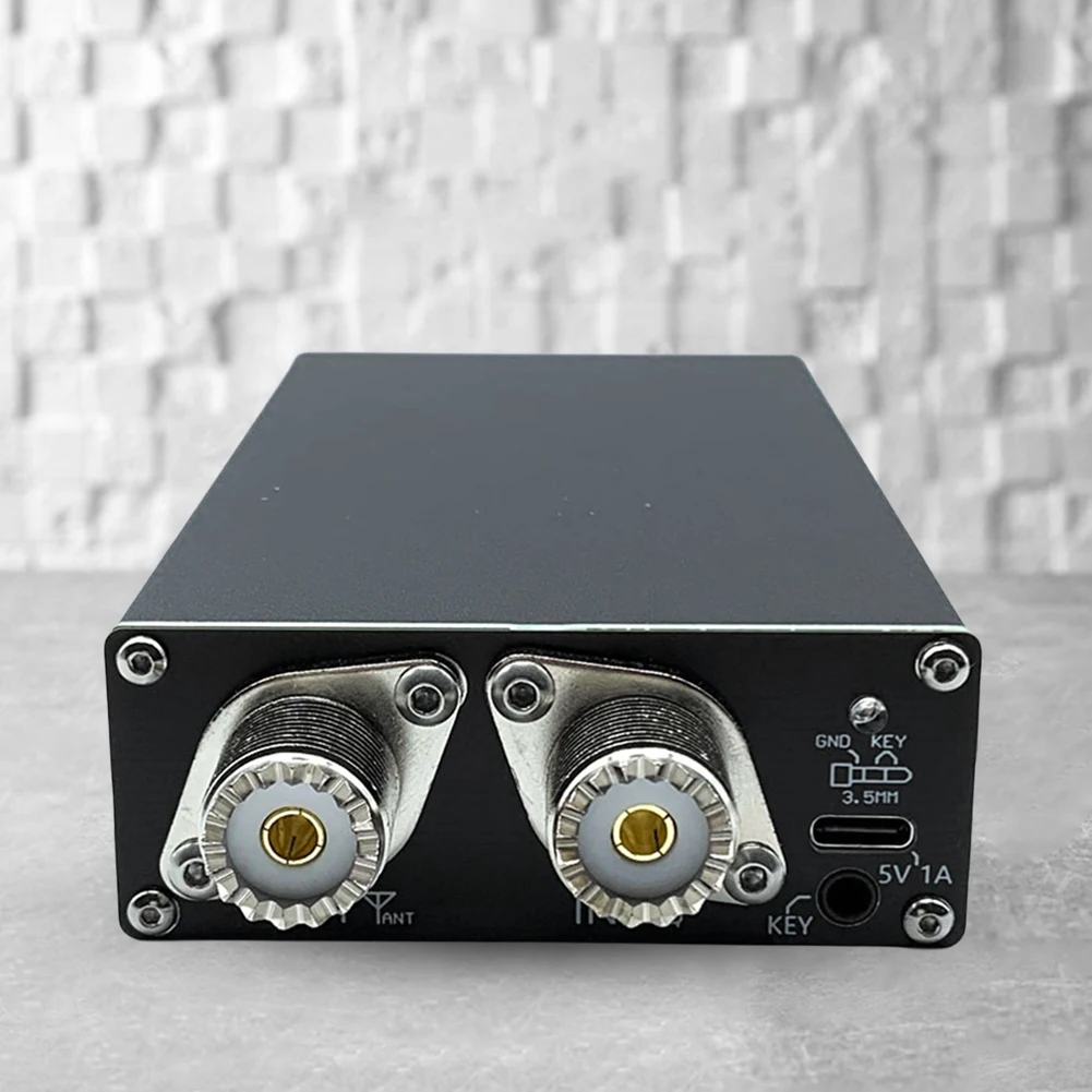 AT100M Pro Antenna Tuner 1.8mhz-30mhz Standing Wave Meter Support Morse Code Exerciser Shortwave Antenna Tuner for HF Radio
AT100M Pro Antenna Tuner 1.8mhz-30mhz Standing Wave Meter Support Morse Code Exerciser Shortwave Antenna Tuner for HF Radio