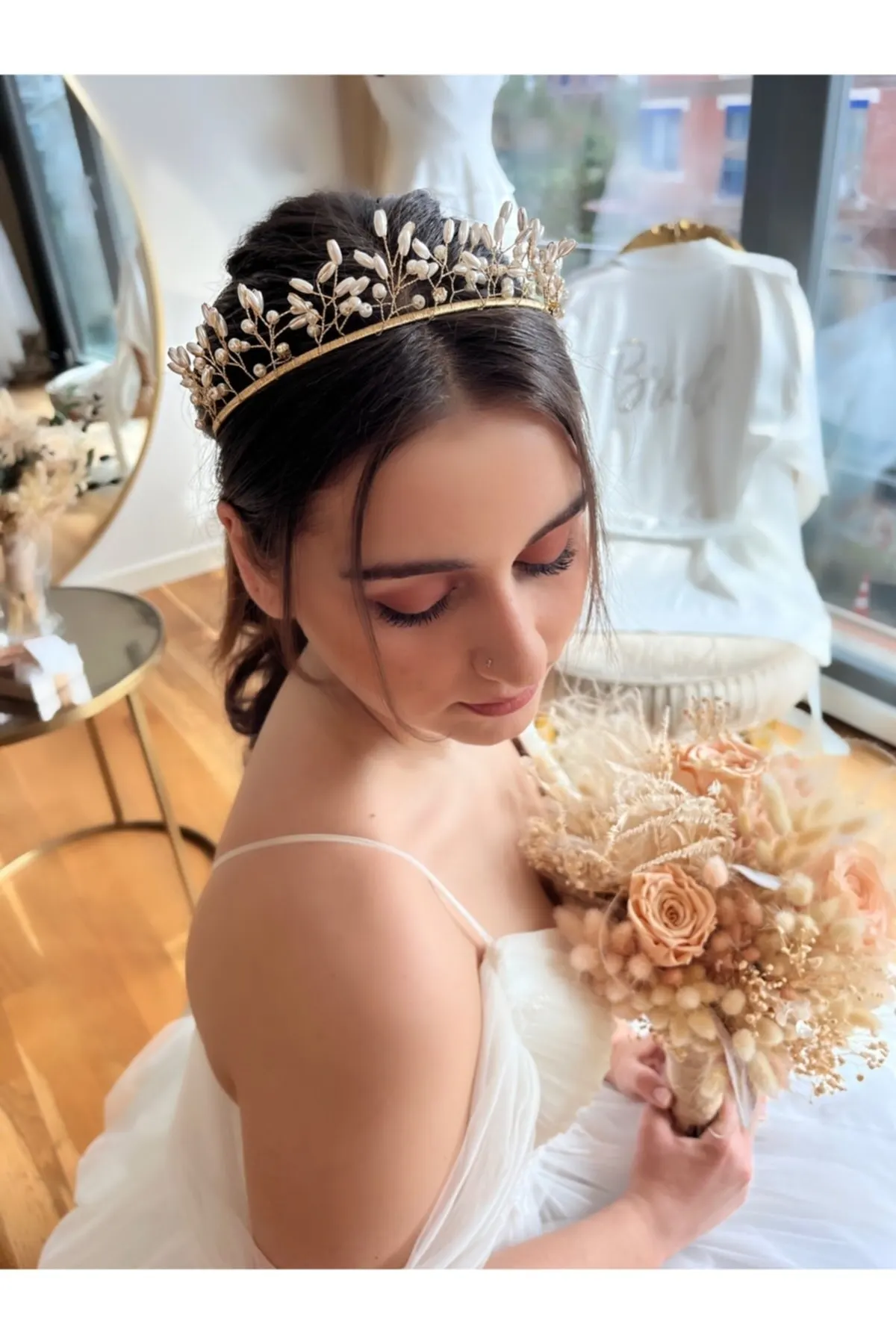 Свадебные аксессуары хрустальный жемчуг аксессуары для волос Хелен свадебная корона ручной работы для невесты и невесты 
Свадебные аксессуары хрустальный жемчуг аксессуары для волос Хелен свадебная корона ручной работы для невесты и невесты