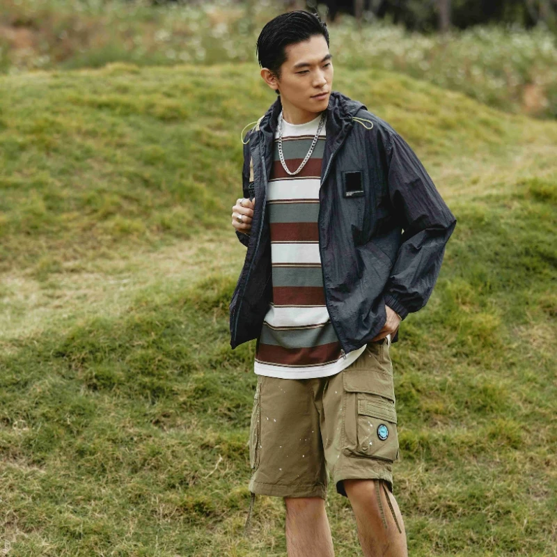 Spring and Autumn Zipper Casual Hooded Bomber Jacket Fashion Windbreaker Personality Clothes Men Handsome Fashion Hooded Coats 
Spring and Autumn Zipper Casual Hooded Bomber Jacket Fashion Windbreaker Personality Clothes Men Handsome Fashion Hooded Coats