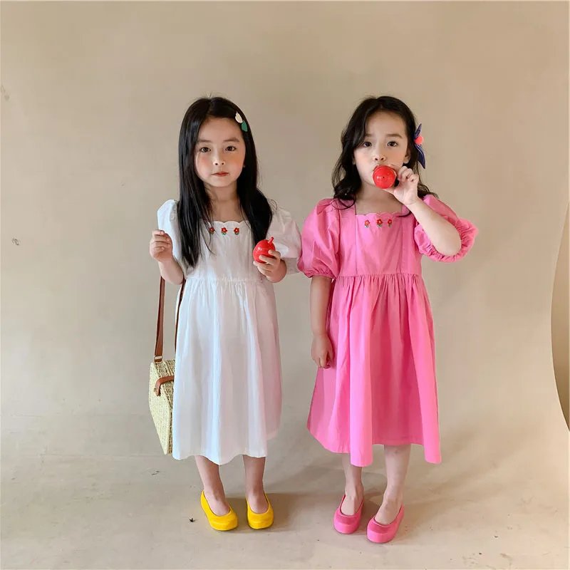 Children's Temperament Dress Summer Girl Flower Embroidery Skirt Children's Skirt 3-8 Years Old Children's Clothing
Children's Temperament Dress Summer Girl Flower Embroidery Skirt Children's Skirt 3-8 Years Old Children's Clothing