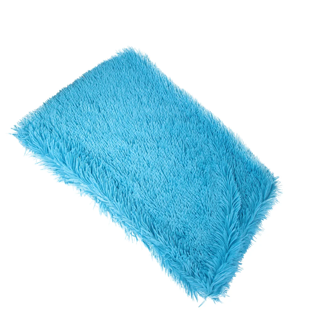 Bed Pet Warm Dog Winter Cushion Cat Mat Plush Pad Mattress Indoor Puppy Kitten Bedding Bolster Floor
Bed Pet Warm Dog Winter Cushion Cat Mat Plush Pad Mattress Indoor Puppy Kitten Bedding Bolster Floor