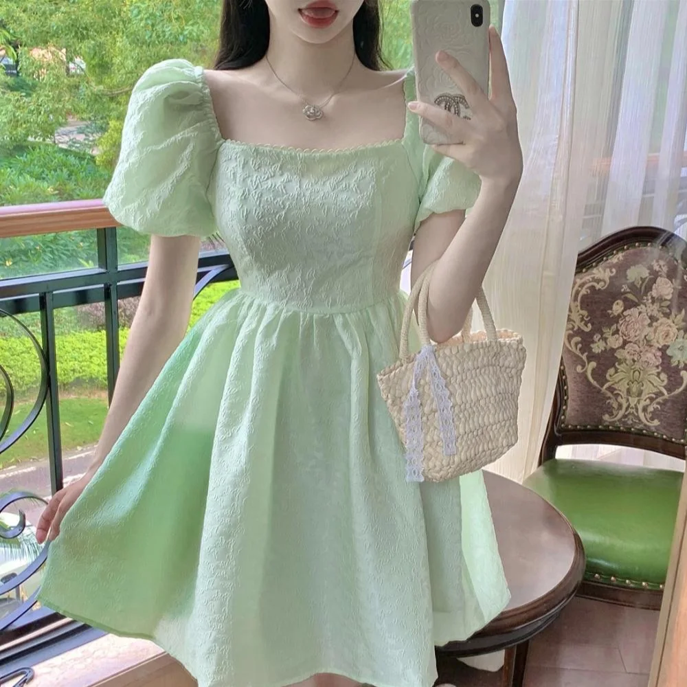 Sweet American Collar Princess Dress Female Spring French Bubble Sleeve Short Skirt Son Temperament Slimming Waist Closed A-line
Sweet American Collar Princess Dress Female Spring French Bubble Sleeve Short Skirt Son Temperament Slimming Waist Closed A-line
