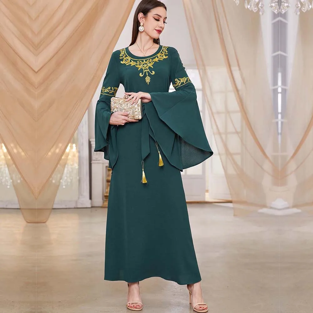 Maxi Dress Flared Long Sleeve Embroidered Ethnic Elegant Dress Dubai Hijab Morocca Kaftan Jellaba 2022 Fashion Formal Event
Maxi Dress Flared Long Sleeve Embroidered Ethnic Elegant Dress Dubai Hijab Morocca Kaftan Jellaba 2022 Fashion Formal Event