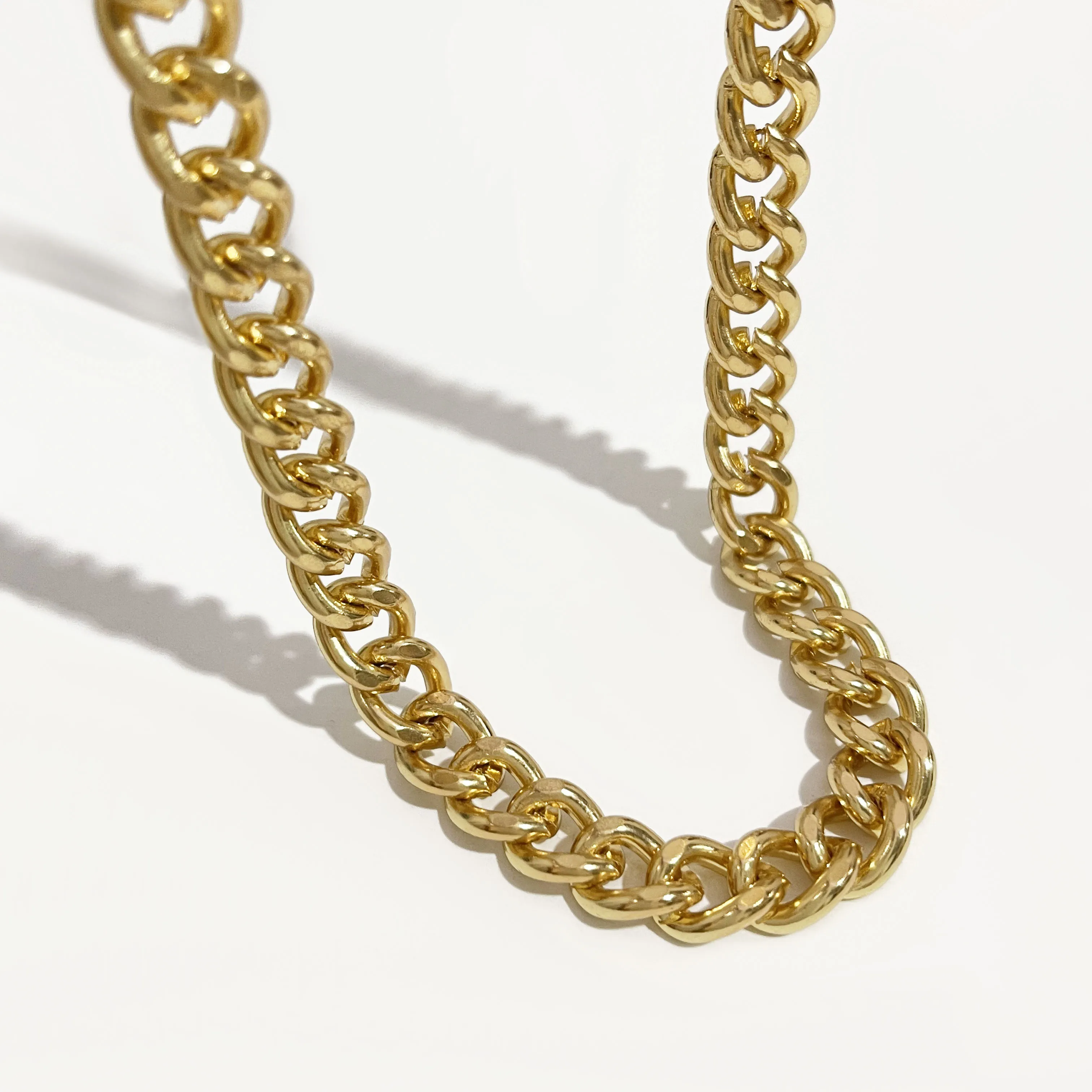 Peri'sBox Gold/Silver Color Chunky Cuban Chain Necklace Wide Curb Link Necklace for Women Minimalist Plain Necklace 2020 Jewelry
Peri'sBox Gold/Silver Color Chunky Cuban Chain Necklace Wide Curb Link Necklace for Women Minimalist Plain Necklace 2020 Jewelry