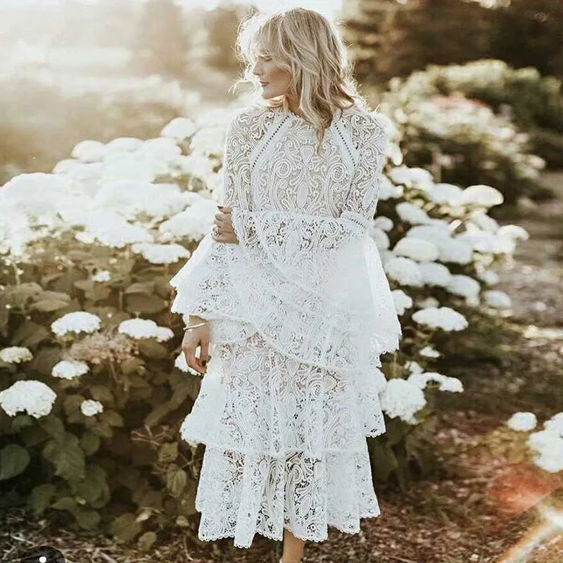 2022 Bohemian Dress Women High Quality Vintage Hollow Out Flare Sleeve Loose Flare Sleeve Multi-layer Elegant Fashion Vestidos
2022 Bohemian Dress Women High Quality Vintage Hollow Out Flare Sleeve Loose Flare Sleeve Multi-layer Elegant Fashion Vestidos