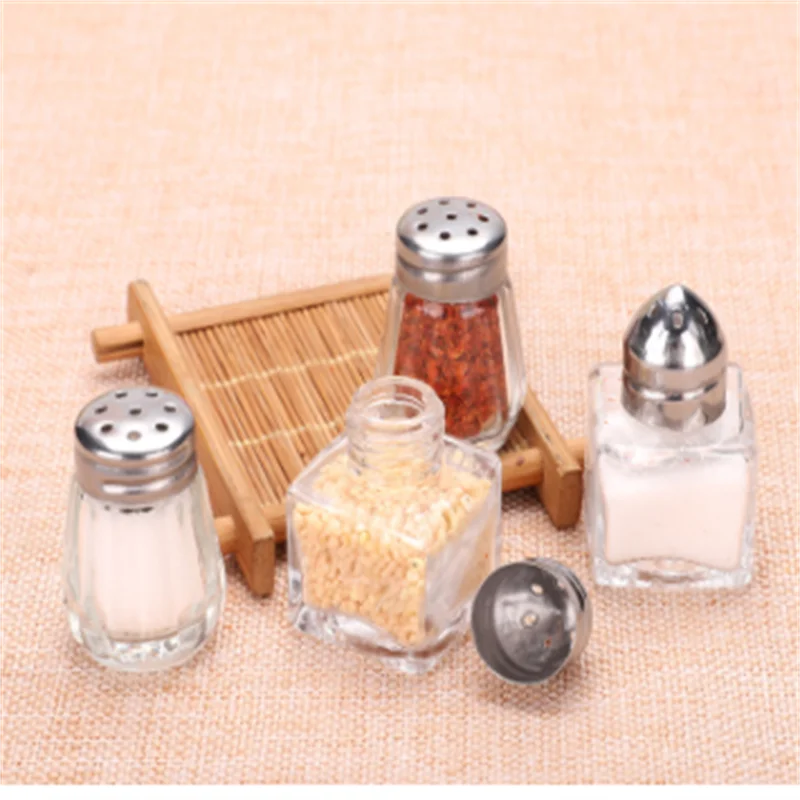 Small mini seasoning jar with hole seasoning glass bottle portable outdoor cooking barbecue seasoning bottle household
Small mini seasoning jar with hole seasoning glass bottle portable outdoor cooking barbecue seasoning bottle household