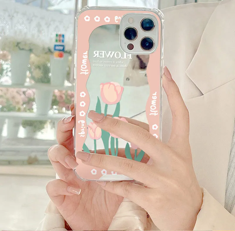 Female Makeup Mirror Phone Case Tulip Phone Case for iPhone13 Apple Phone12/Phone11 Tulip Phone Case Pictorial Anti-Fingerprint
Female Makeup Mirror Phone Case Tulip Phone Case for iPhone13 Apple Phone12/Phone11 Tulip Phone Case Pictorial Anti-Fingerprint