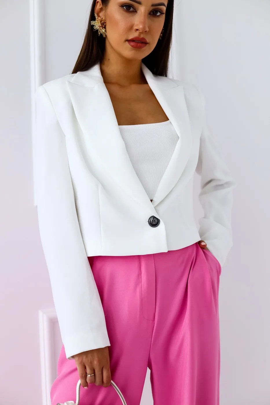2023 Autumn Women's Short Blazer Coat White Long Sleeve Button Casual Blazers Female Winter New Fashion Elegant Ladies Clothes
2023 Autumn Women's Short Blazer Coat White Long Sleeve Button Casual Blazers Female Winter New Fashion Elegant Ladies Clothes