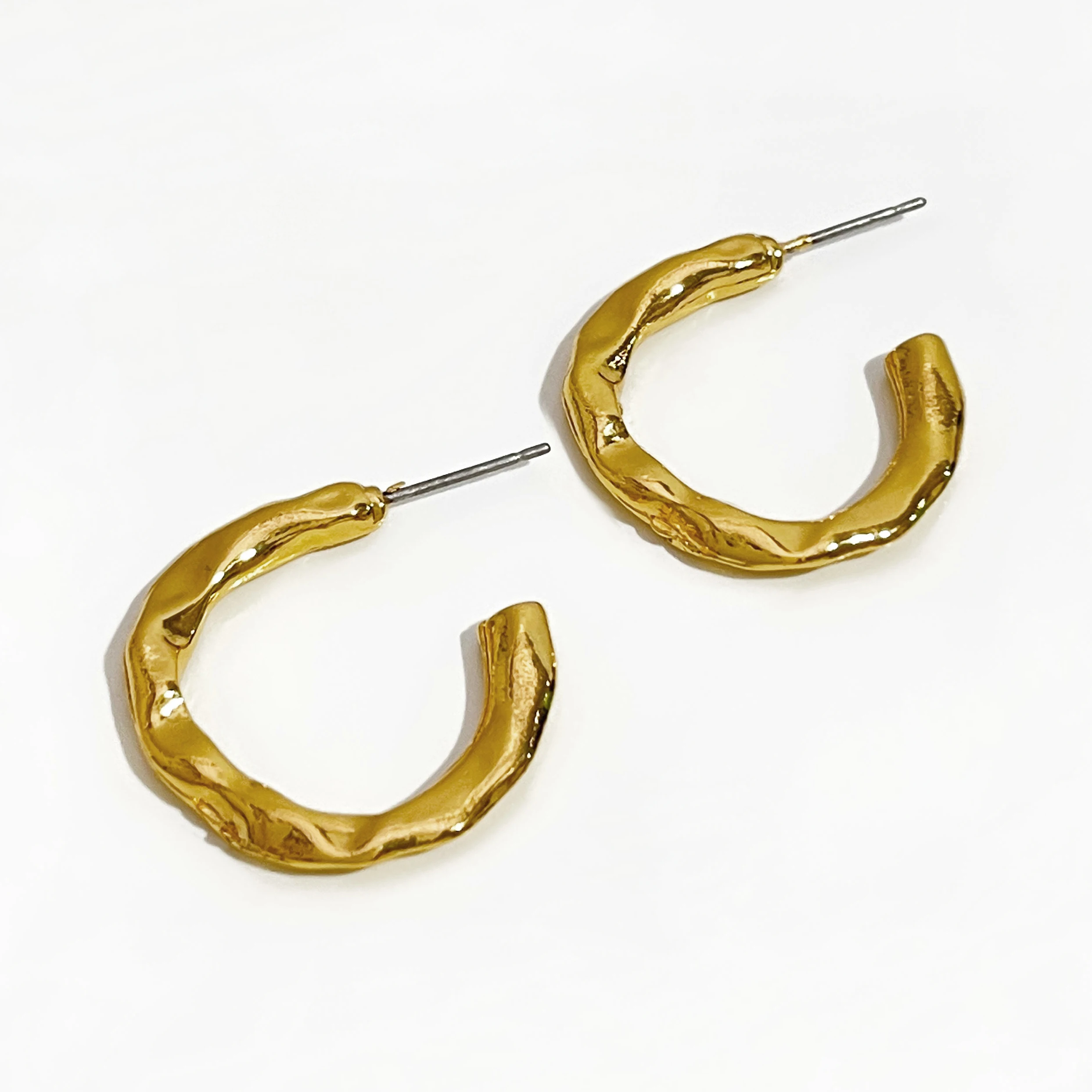 Peri'sBox Gold/Silver Color Open Hammered Hoop Earrings for Women Modern Minimalist Metal Earrings Geometrical Hoops Earrings
Peri'sBox Gold/Silver Color Open Hammered Hoop Earrings for Women Modern Minimalist Metal Earrings Geometrical Hoops Earrings
