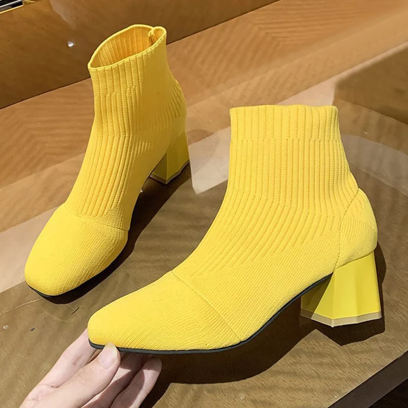 2022 New Women Shoes Spring Stretch Fabric Sock Boots Mid Heel Breathable Booties Women Thin High Heels Square Head Female Pumps 
2022 New Women Shoes Spring Stretch Fabric Sock Boots Mid Heel Breathable Booties Women Thin High Heels Square Head Female Pumps